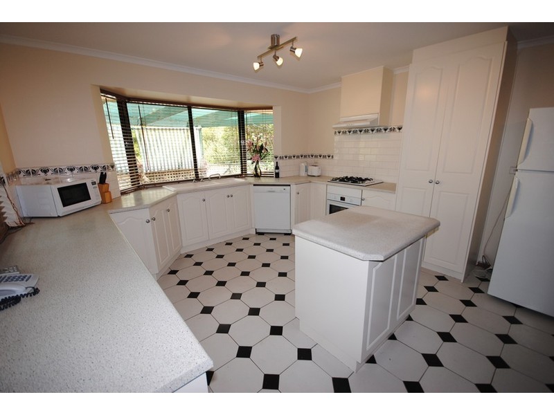 9 Jacquard Court, Greenwith SA 5125