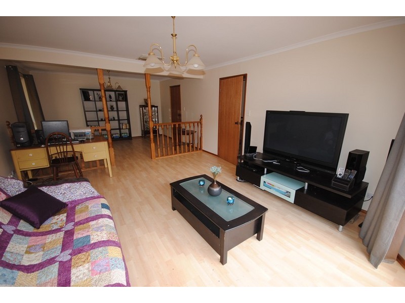 9 Jacquard Court, Greenwith SA 5125