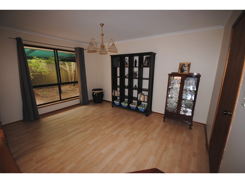 9 Jacquard Court, Greenwith SA 5125