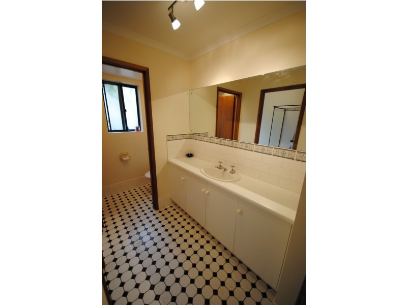 9 Jacquard Court, Greenwith SA 5125