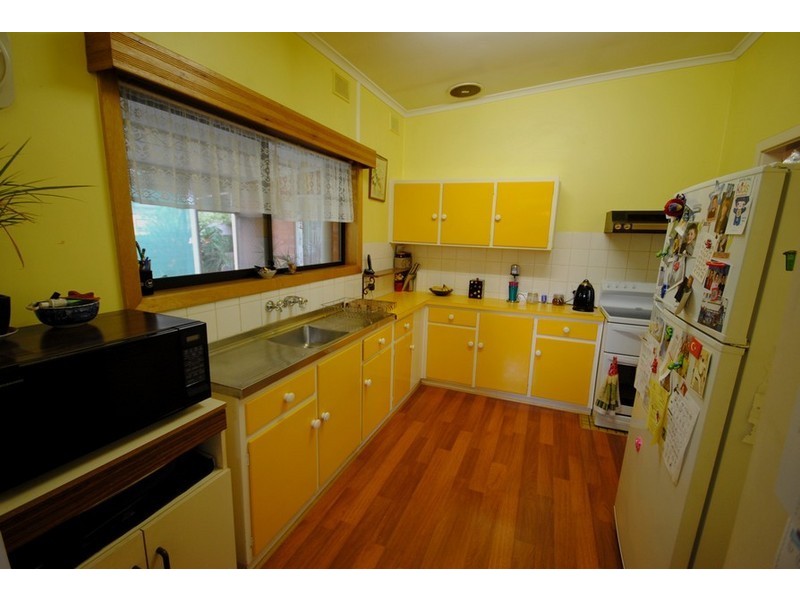 6 Burley Road, Elizabeth Vale SA 5112