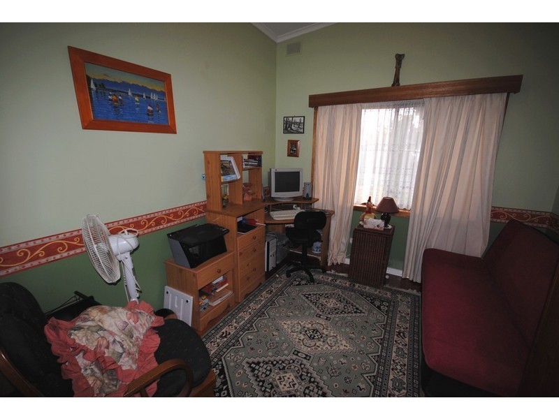 6 Burley Road, Elizabeth Vale SA 5112