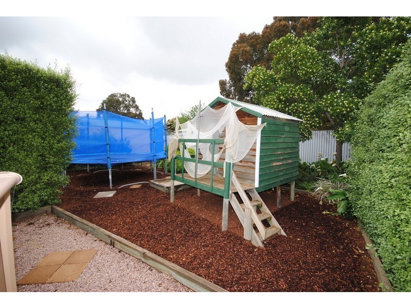 6 Burley Road, Elizabeth Vale SA 5112