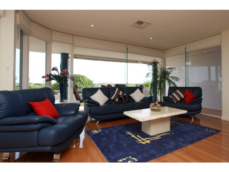 22 Gulf Point Drive, North Haven SA 5018