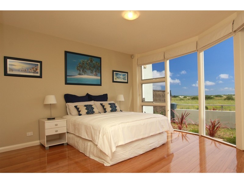 22 Gulf Point Drive, North Haven SA 5018