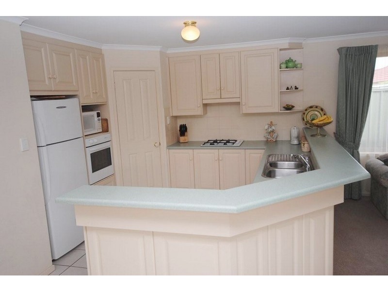 25 Rowe Circuit, Walkley Heights SA 5098