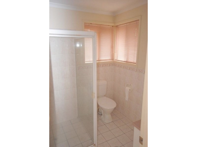 25 Rowe Circuit, Walkley Heights SA 5098