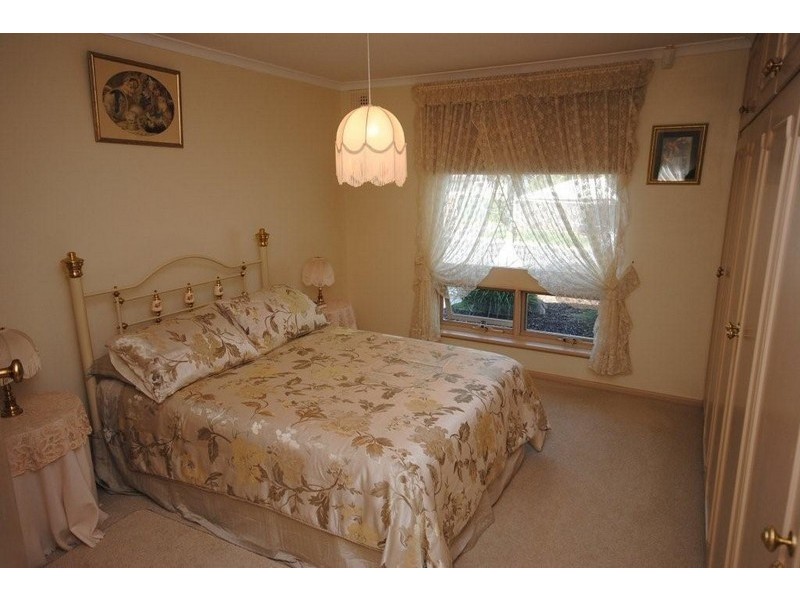 4 Lutana Grove, Dernancourt SA 5075