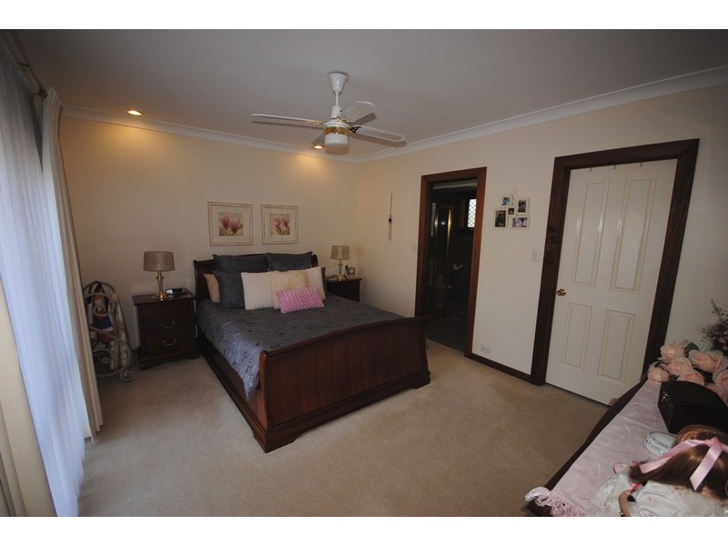 10 Dwyer Court, Salisbury Heights SA 5109