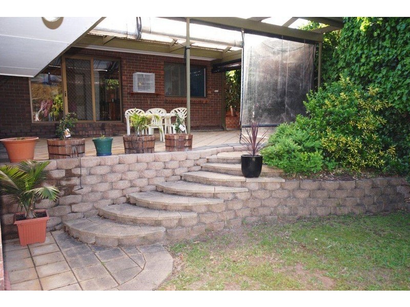 5 Bowhey Court, Redwood Park SA 5097