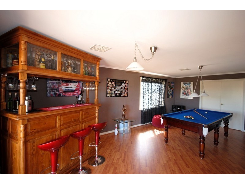 21 Chapel Hill Road, Greenwith SA 5125