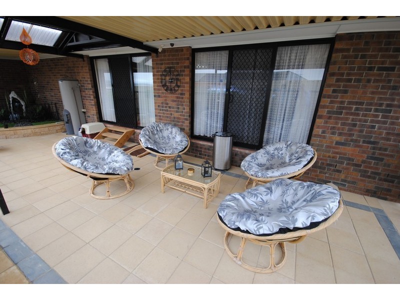 21 Chapel Hill Road, Greenwith SA 5125