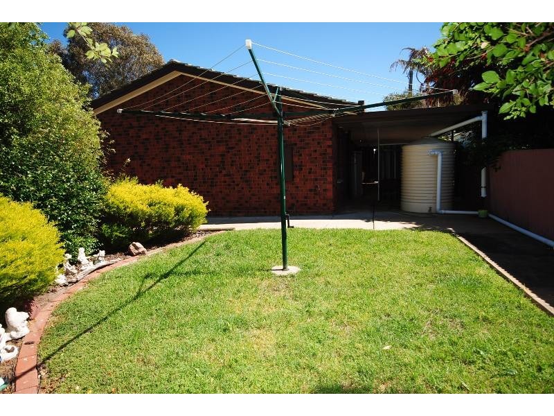 4 Leonis Avenue, Hope Valley SA 5090