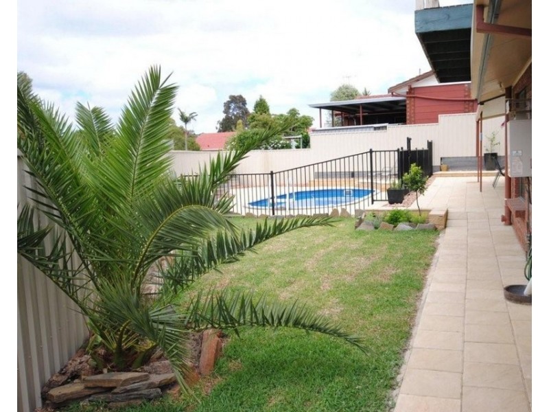 2 Cameron Court, Redwood Park SA 5097