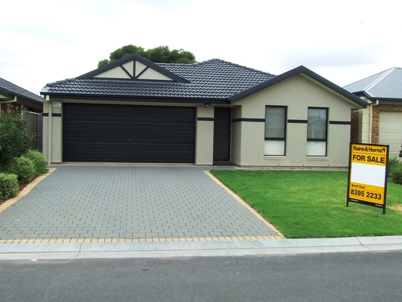 26 Carmine Court, Parafield Gardens SA 5107