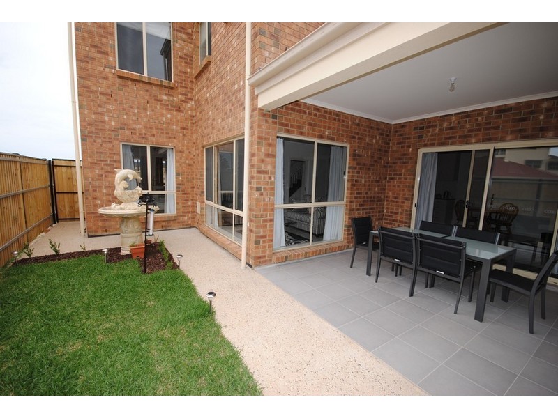 3 Martinique Walk, Mawson Lakes SA 5095