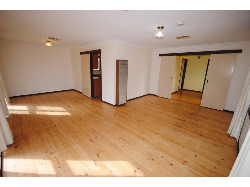 3 Geoff Court, Salisbury Heights SA 5109