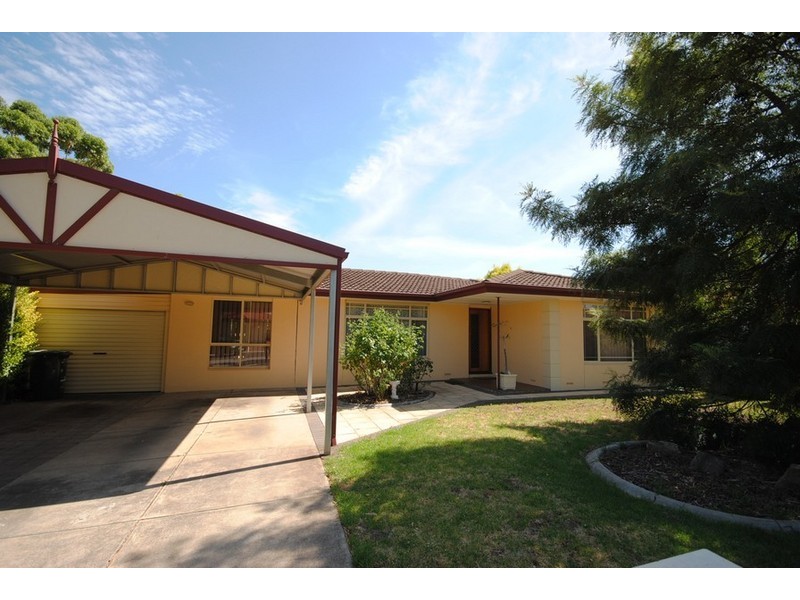 16 Carman Street, Redwood Park SA 5097
