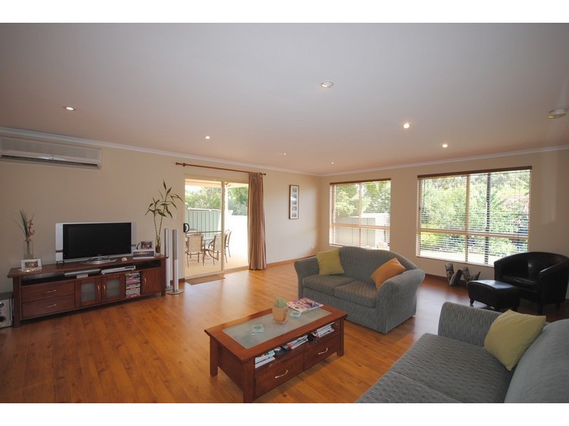 16 Carman Street, Redwood Park SA 5097