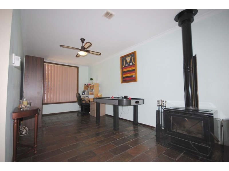 16 Carman Street, Redwood Park SA 5097