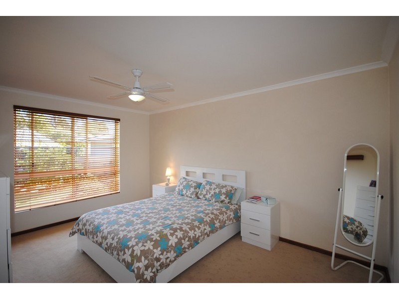 16 Carman Street, Redwood Park SA 5097