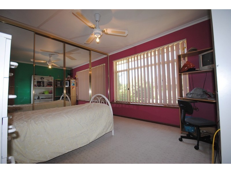 16 Carman Street, Redwood Park SA 5097