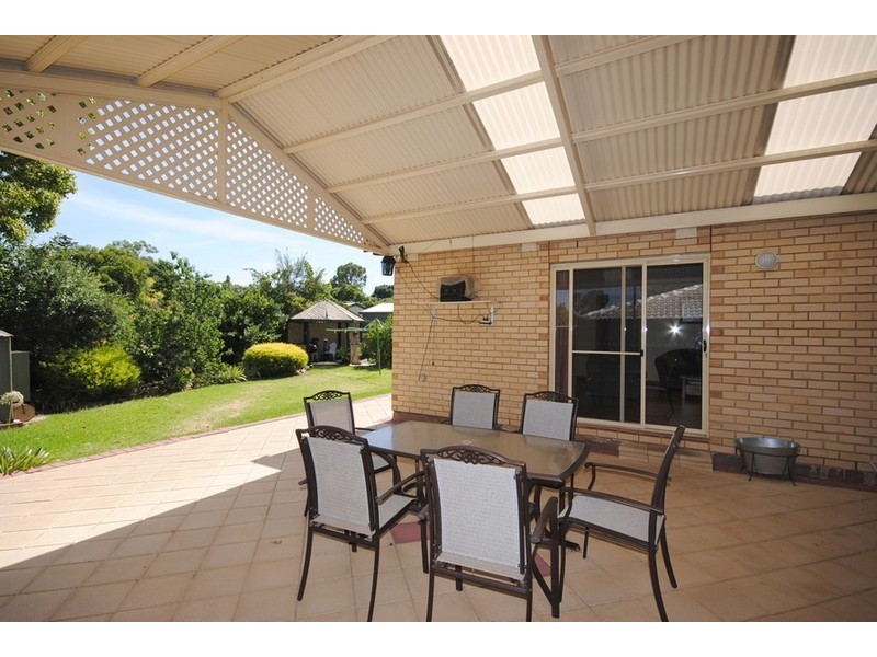 16 Carman Street, Redwood Park SA 5097