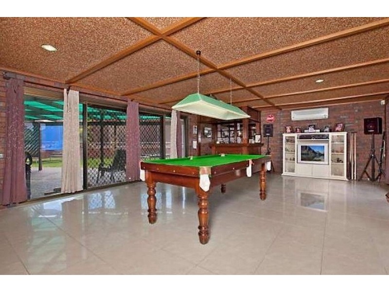 36 Kara Crescent, Gulfview Heights SA 5096