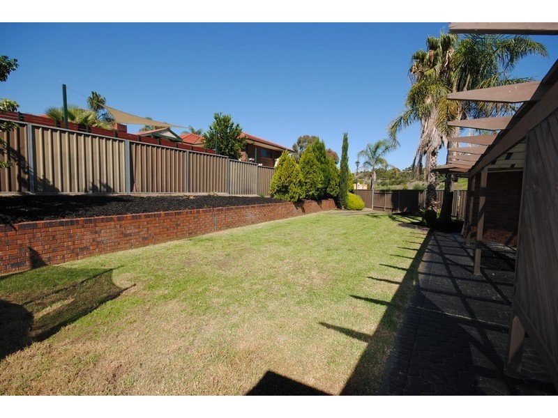 36 Kara Crescent, Gulfview Heights SA 5096