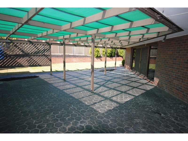 36 Kara Crescent, Gulfview Heights SA 5096