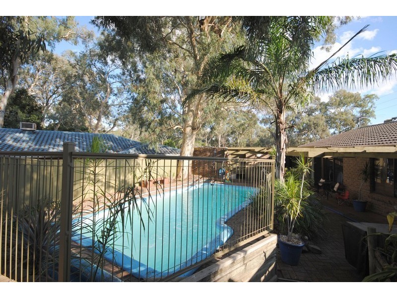 2 Jasper Court, Banksia Park SA 5091