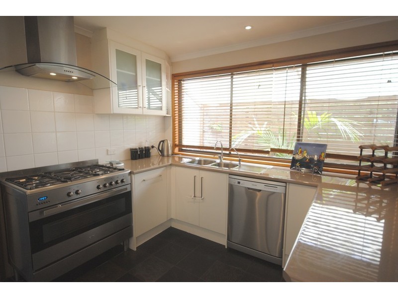 2 Jasper Court, Banksia Park SA 5091