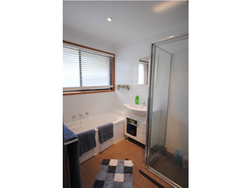 2 Jasper Court, Banksia Park SA 5091