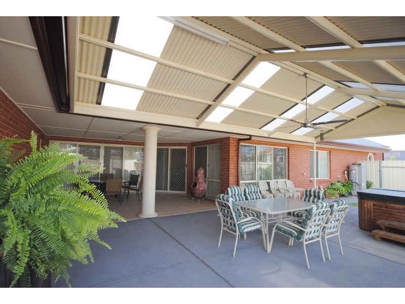 82 Sanctuary Drive, Mawson Lakes SA 5095