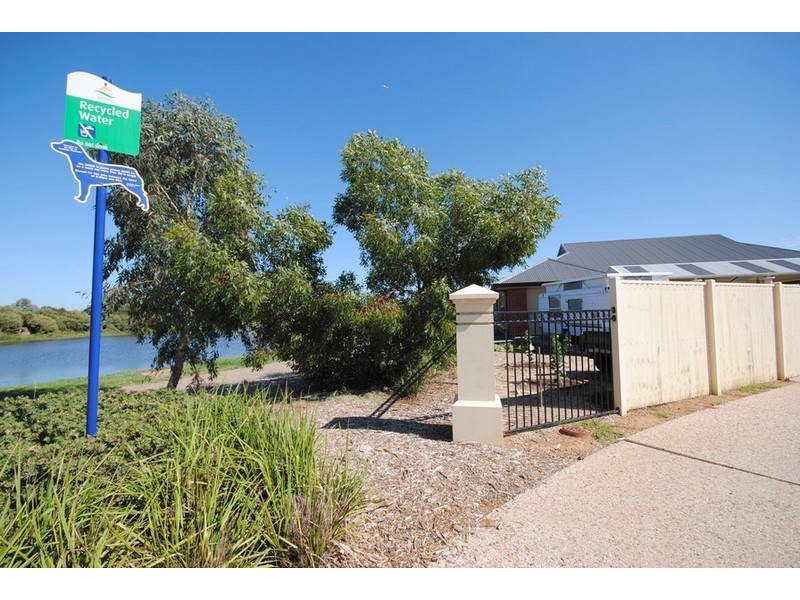 82 Sanctuary Drive, Mawson Lakes SA 5095