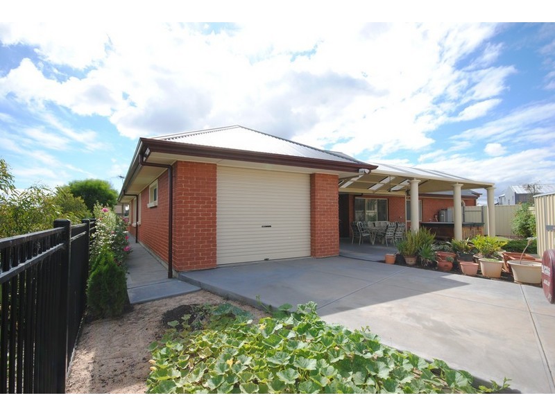 82 Sanctuary Drive, Mawson Lakes SA 5095