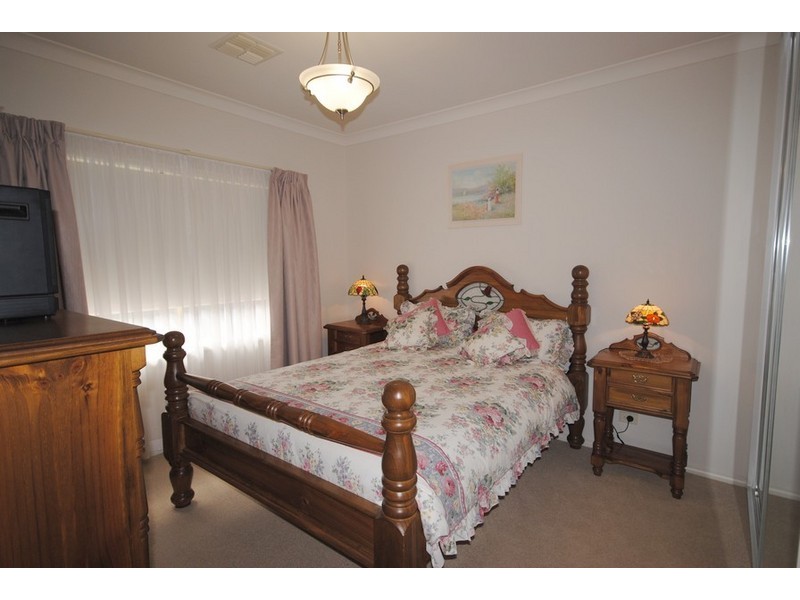 82 Sanctuary Drive, Mawson Lakes SA 5095