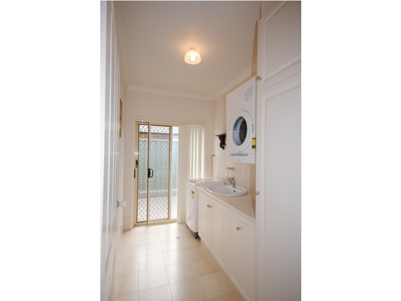 82 Sanctuary Drive, Mawson Lakes SA 5095