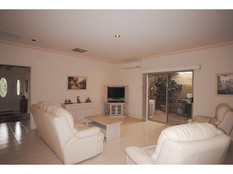 7 McKinley Court, Holden Hill SA 5088