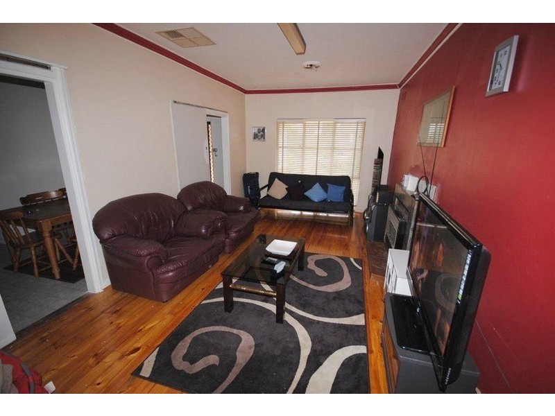 8 Sullivan Road, Elizabeth Park SA 5113