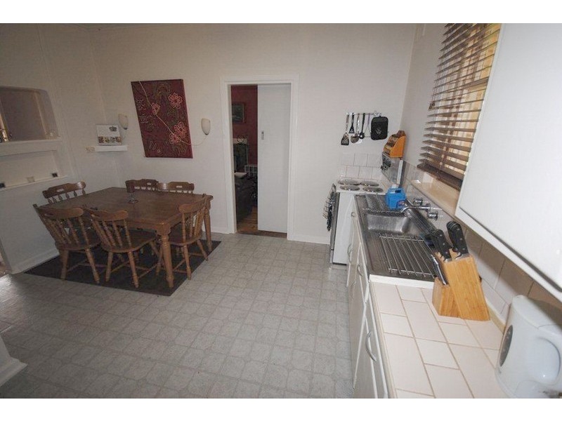 8 Sullivan Road, Elizabeth Park SA 5113