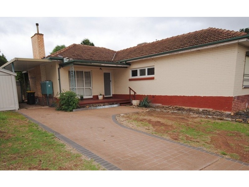 8 Sullivan Road, Elizabeth Park SA 5113