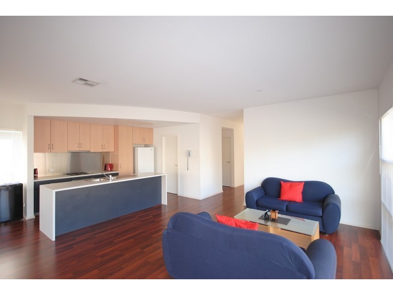 24 Grasswren Way, Mawson Lakes SA 5095