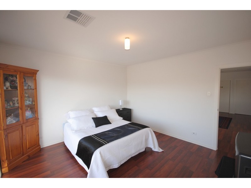 24 Grasswren Way, Mawson Lakes SA 5095