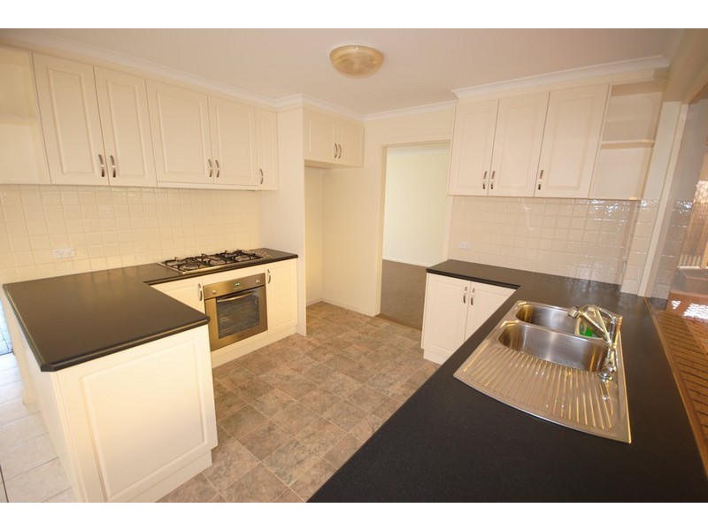 17 De Castella Avenue, Wynn Vale SA 5127