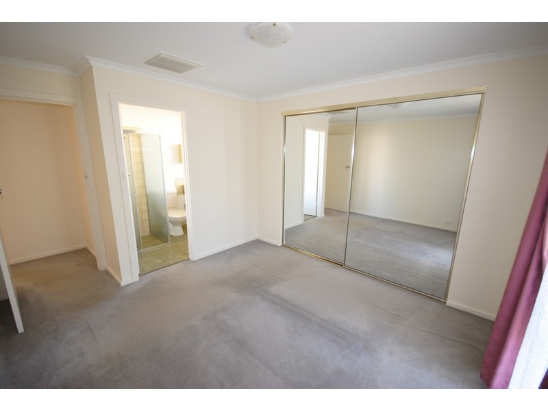 17 De Castella Avenue, Wynn Vale SA 5127