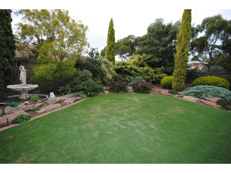 9 Brisbane Drive, Salisbury Heights SA 5109