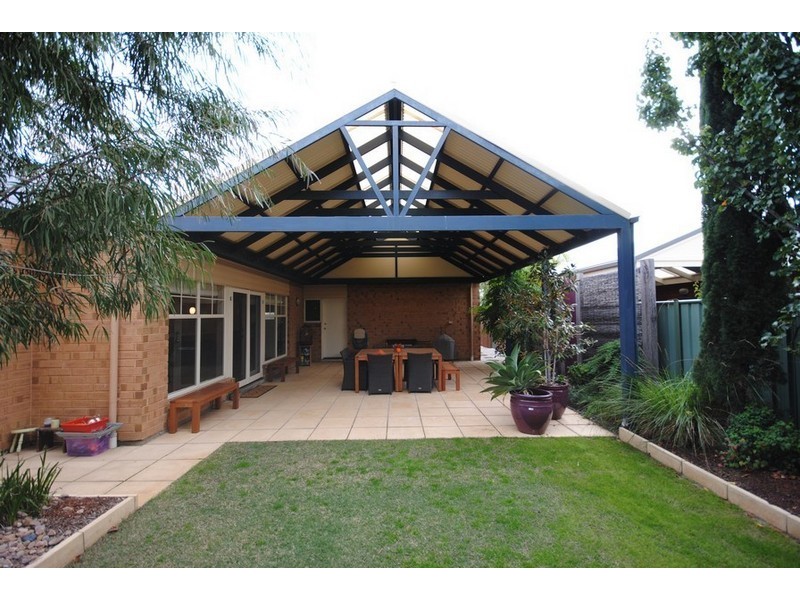 12 Oriole Walk, Mawson Lakes SA 5095