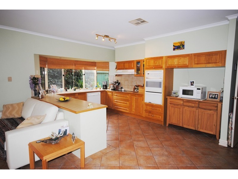 2 Alesia Court, Hope Valley SA 5090