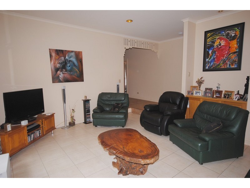 2 Alesia Court, Hope Valley SA 5090